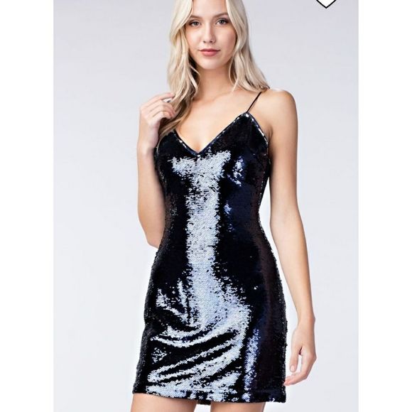 Honey Punch Dresses & Skirts - Honey Punch Sequin Mini Dress, Navy Blue, Medium